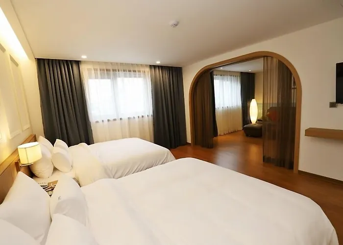 Hotel The Maru