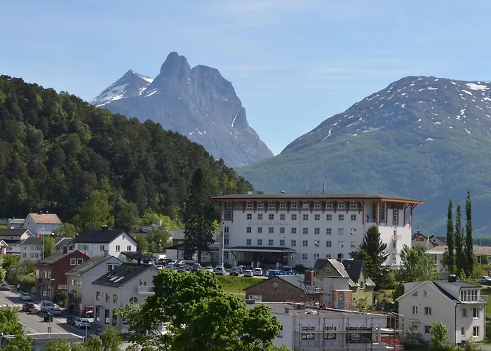 Grand Hotel - By Classic Norway Hotels