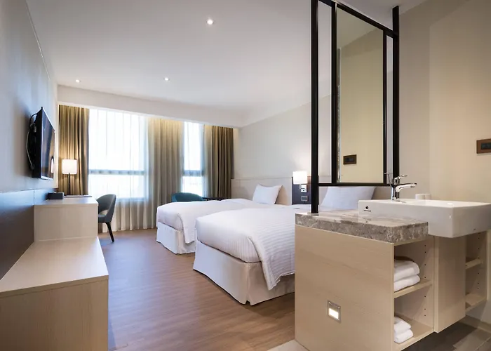 Full Kind Hotel