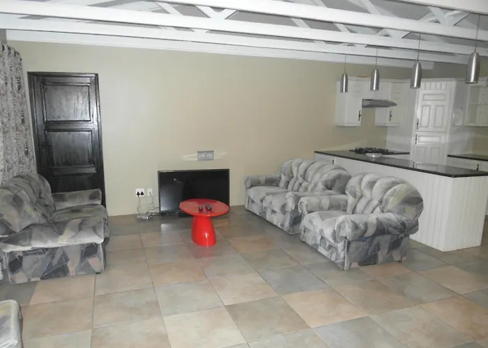 Lake Sands Manor