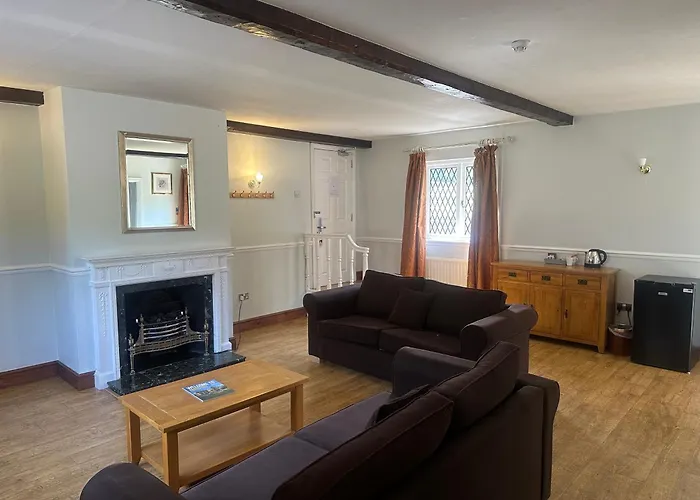 Cwrt Bleddyn Hotel & Spa