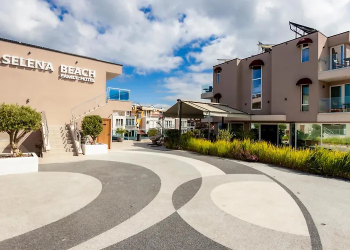Selena Beach Family Hotel