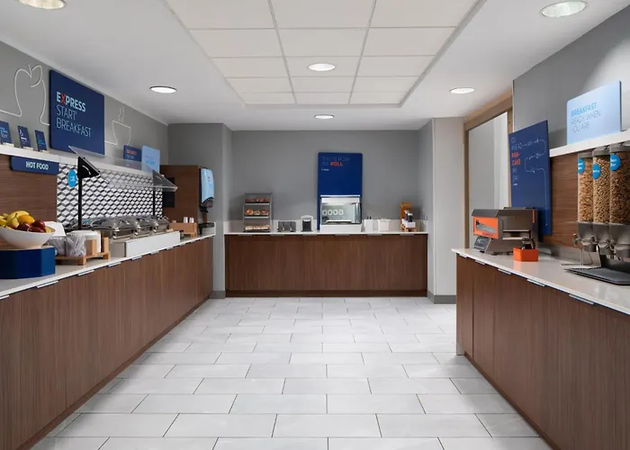 Holiday Inn Express Hotel & Suites Chaffee - Jacksonville West By Ihg
