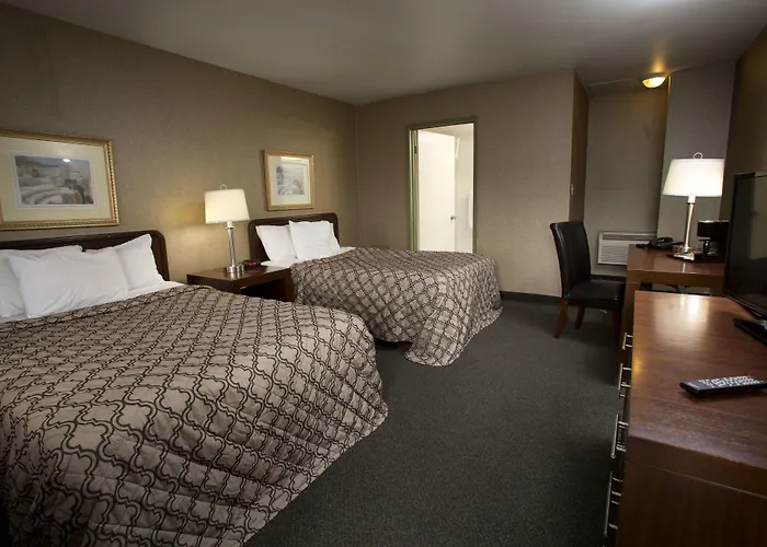 The Falls Hotel & Inn