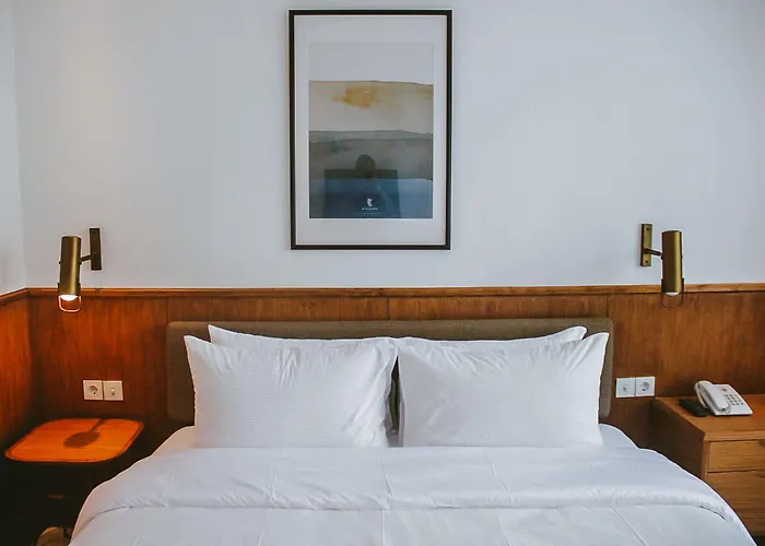 Blackbird Hotel