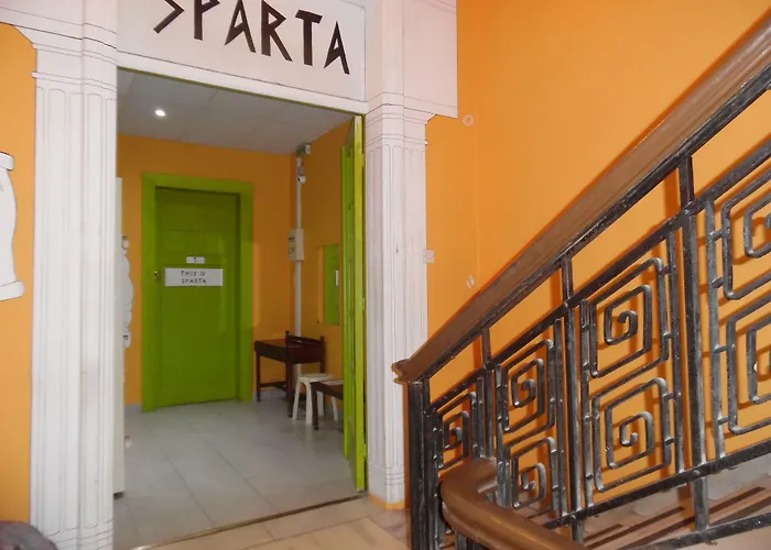 Zeus Hostel