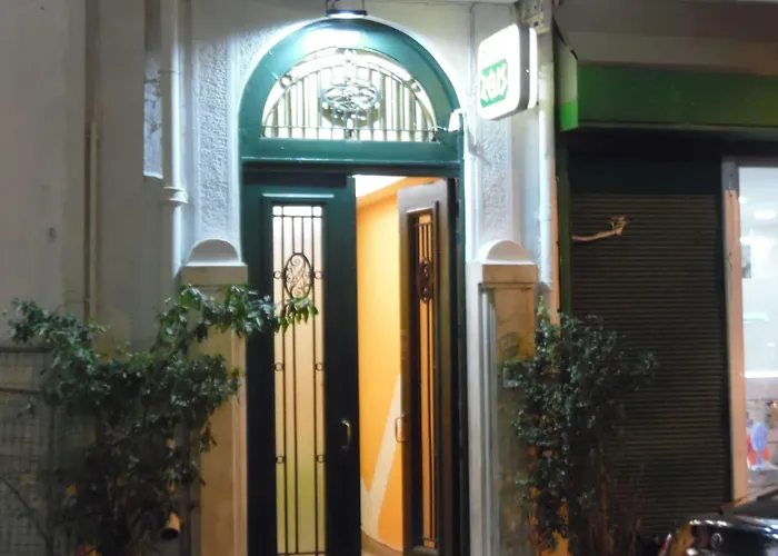 Zeus Hostel