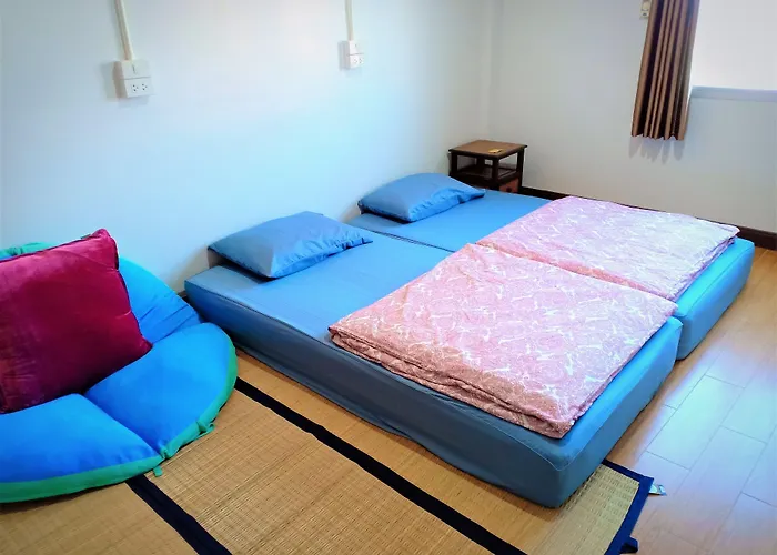 Stay In Hostel