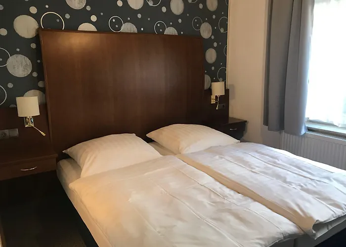 Hotel-Nachtwaechter