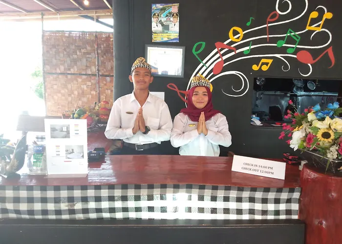 Madu Tiga Beach & Resort