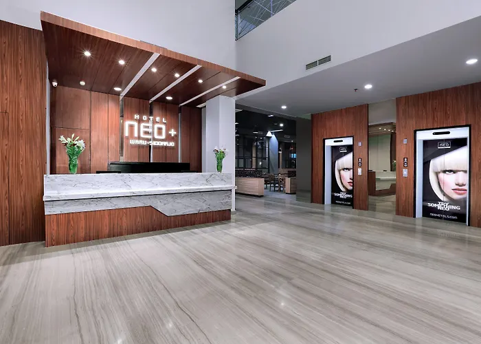 Neo+Waru-Sidoarjo By Aston