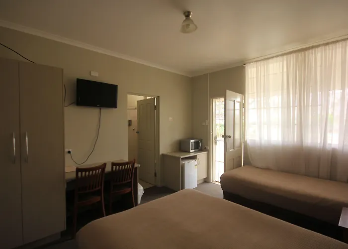 Aromet Motor Inn