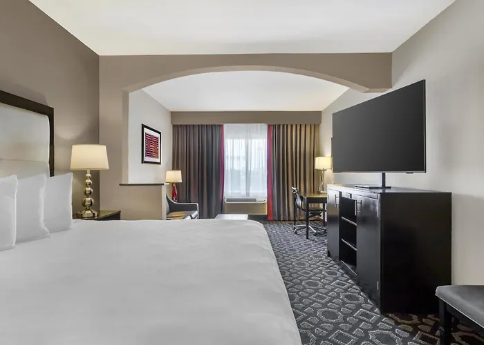 Best Western Plus Laredo Inn & Suites
