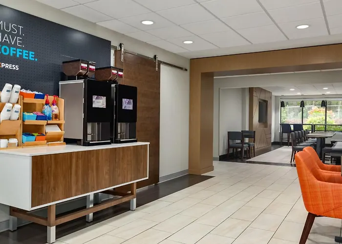 Holiday Inn Express - Atlanta-Kennesaw By Ihg