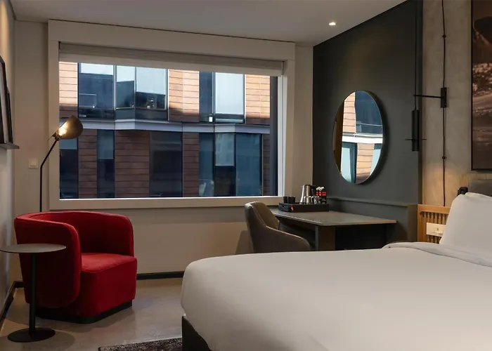 Radisson Red Hotel V&A Waterfront Cape Town