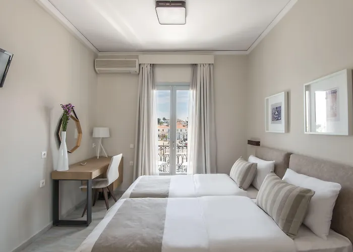 Klimis Hotel