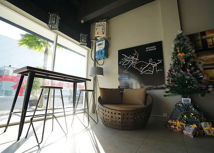 The Lively Hotel Kualanamu
