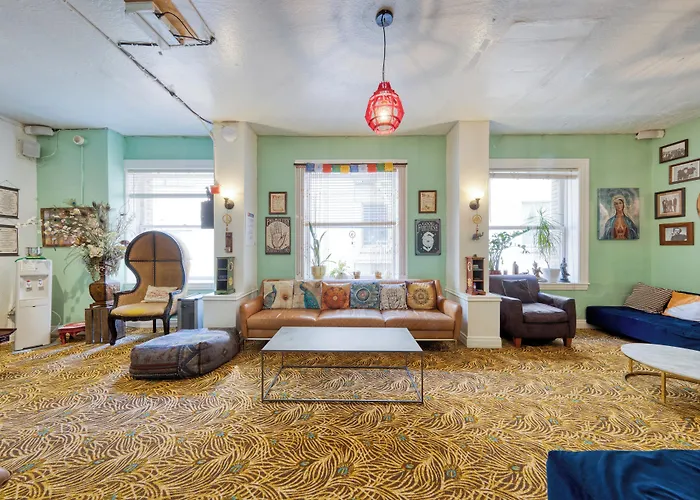 Hi San Francisco Downtown Hostel (Adults Only)