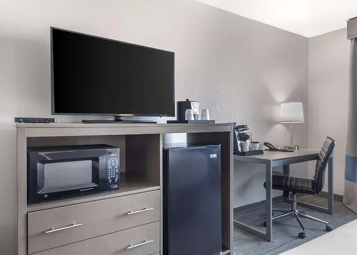 Best Western Plus Stephenville Inn