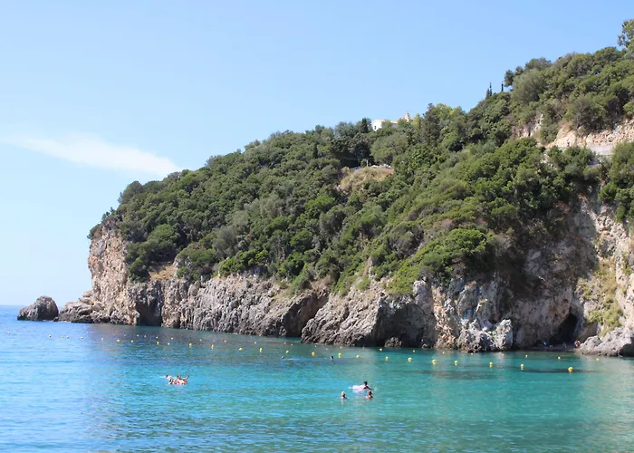 Zefiros Traditional Hotel