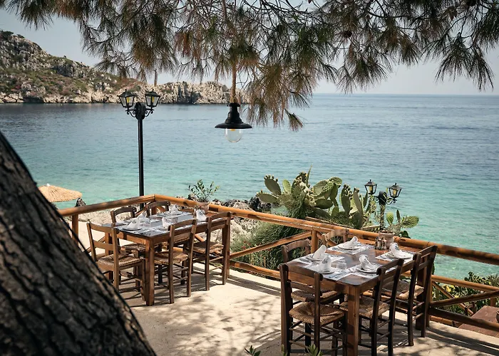 Nobelos Seaside Lodge