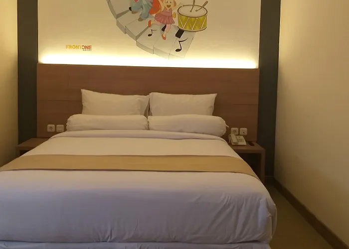 Front One Hotel Tulungagung