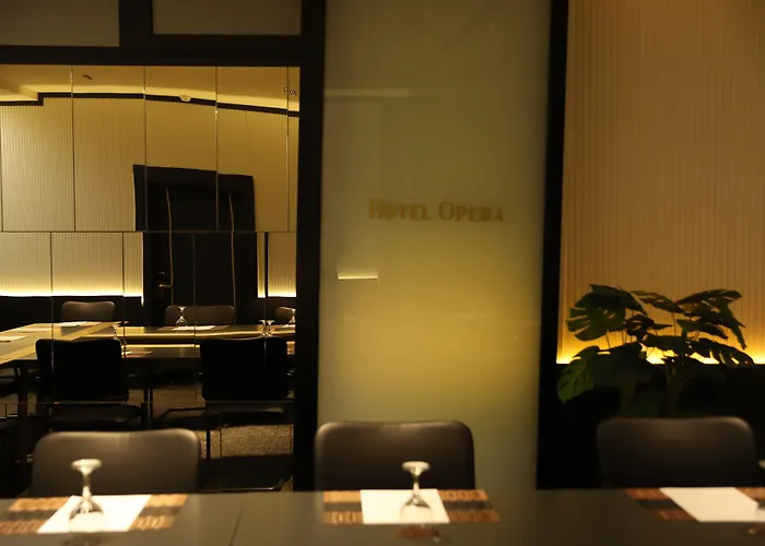 Hotel Opera