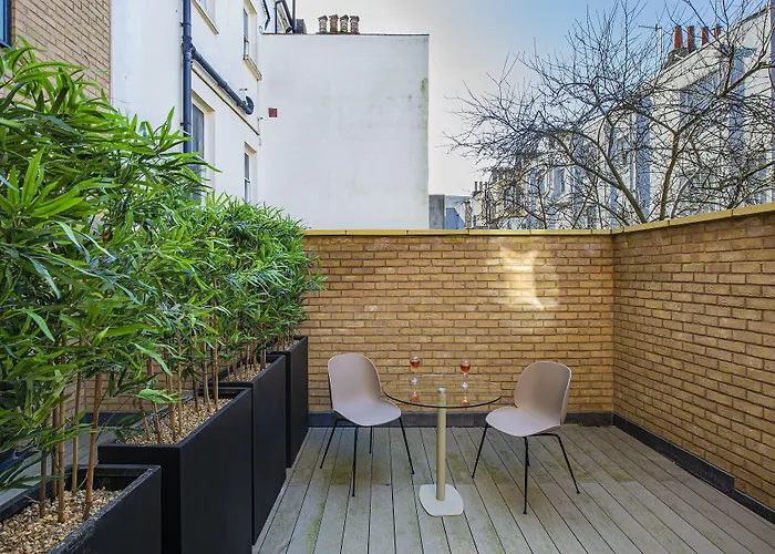Q Square By Supercity Aparthotels Brighton