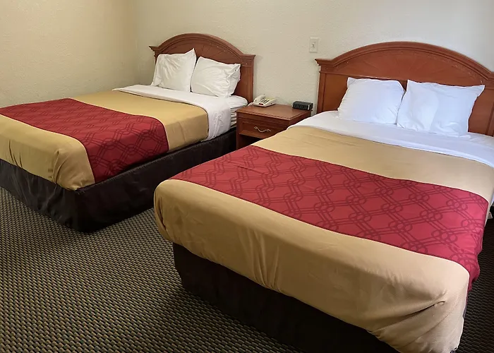 Express Inn & Suites