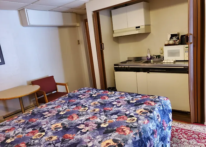 Town And Country Motel