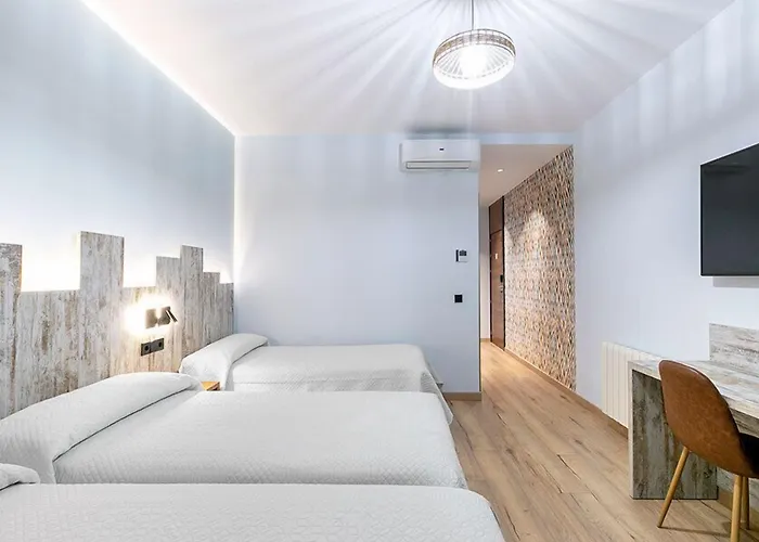 Hostal Anton Martin