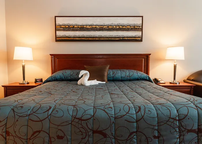 Adam'S Airport Inn