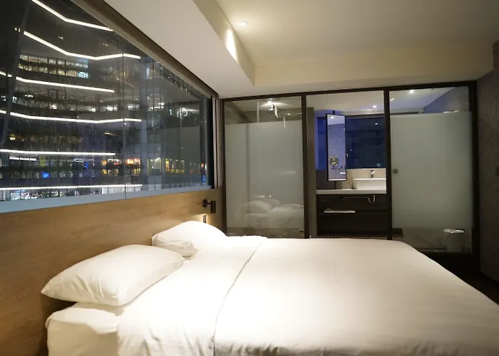 City Suites - Taoyuan Station