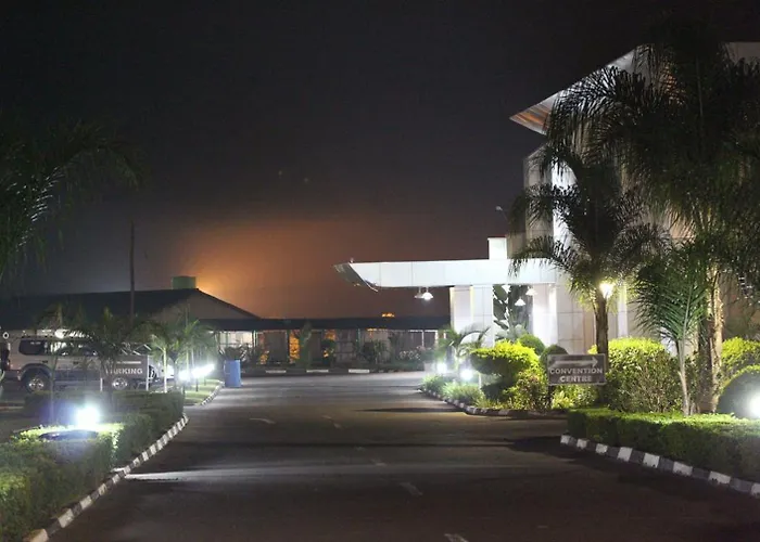 Moba Hotel & Convention Centre