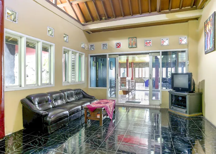 Hotel O Karya Nunggal Asri