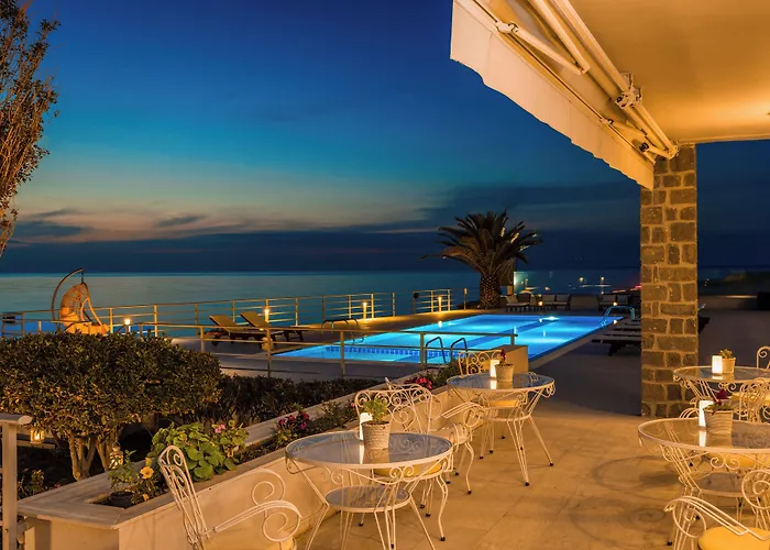 Niki Beach Hotel