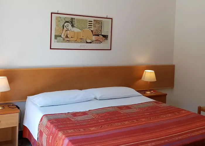 Ariston Petit Hotel