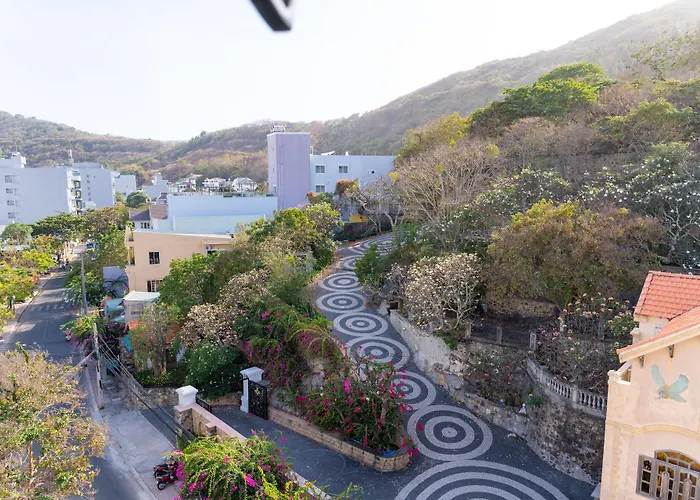Sun Hill Hotel