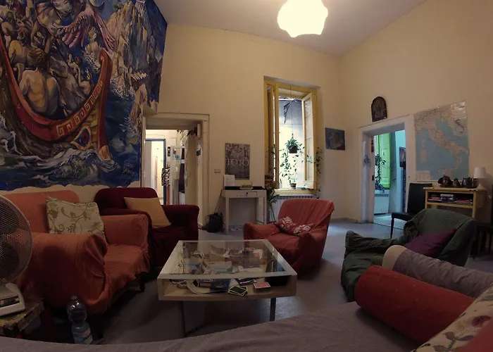 6 Small Rooms