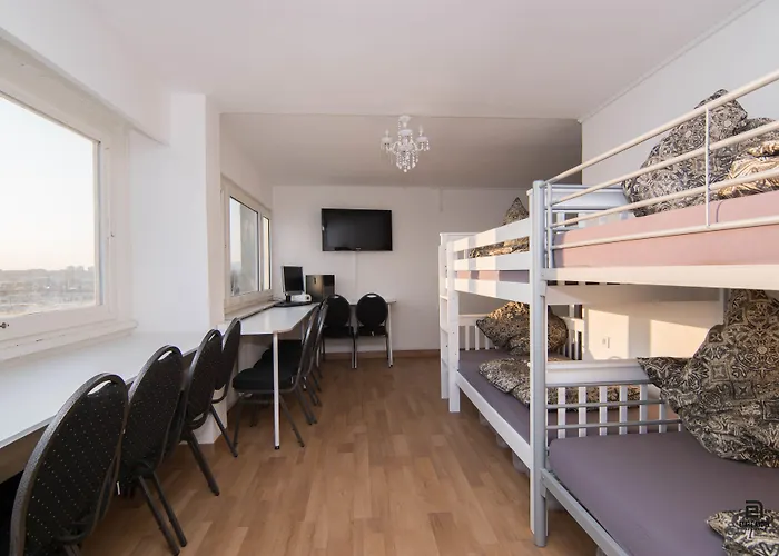 Skyhostel Friedrichshafen