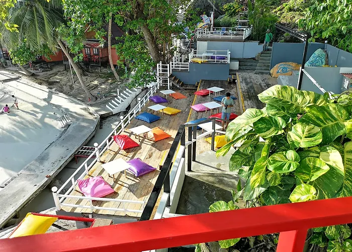 So Good Haad Rin Hostel