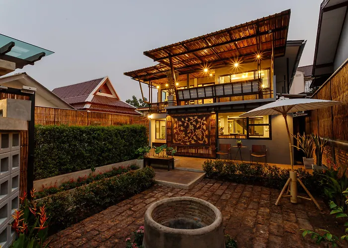 Hostel One Art And Gallery