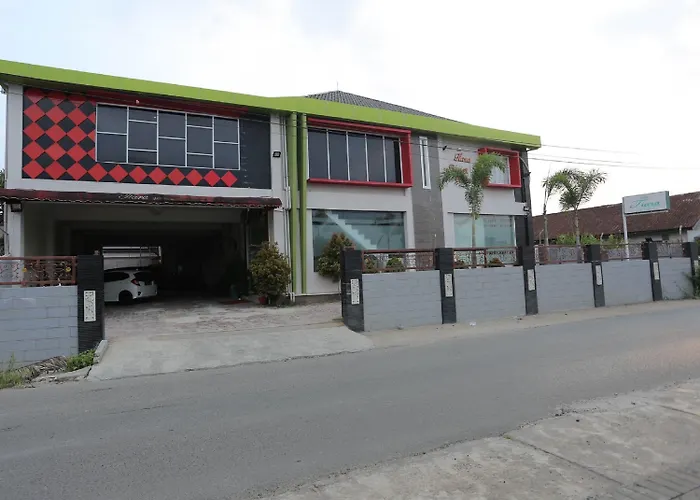 Oyo 1864 Tiara Guest House