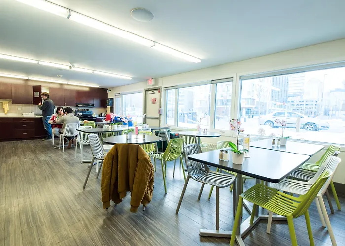 Hi Calgary City Centre - Hostel