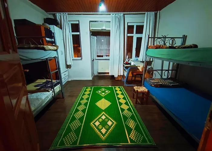 Men'S Hostel In Fatih Istanbul
