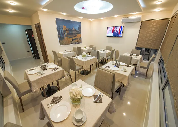 Garni Hotel Central Lux