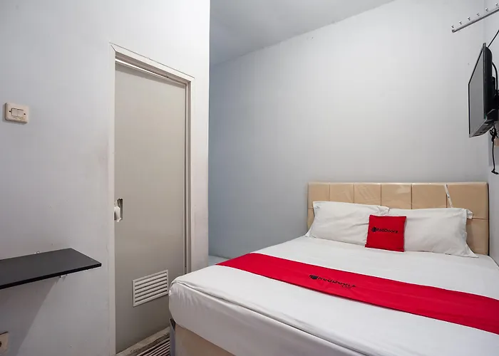 Reddoorz Near Margonda Raya