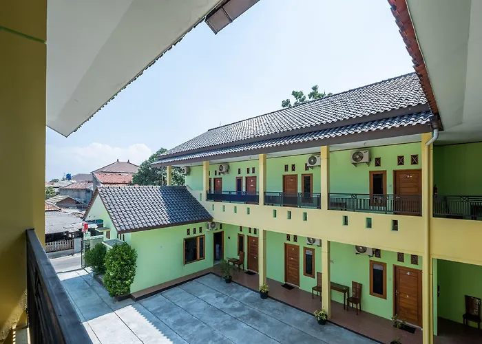 Oyo 1399 Cemara Residence Syariah