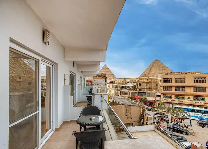 Mamlouk Pyramids Hotel