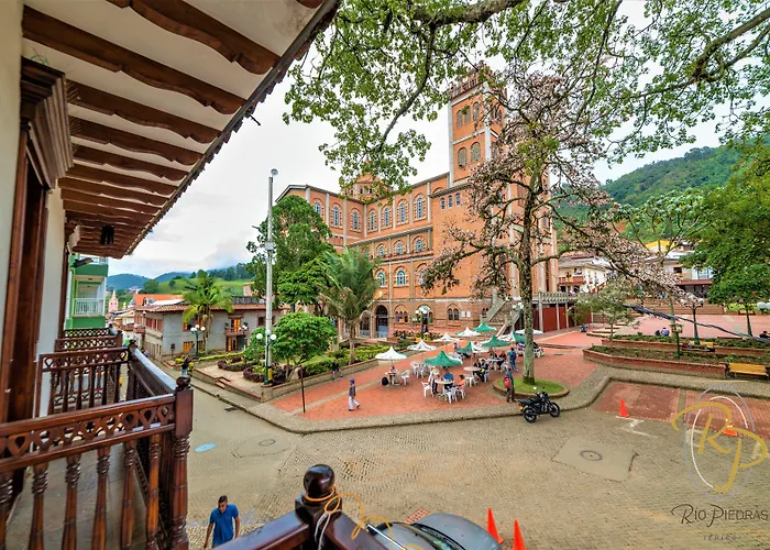 Hotel Rio Piedras